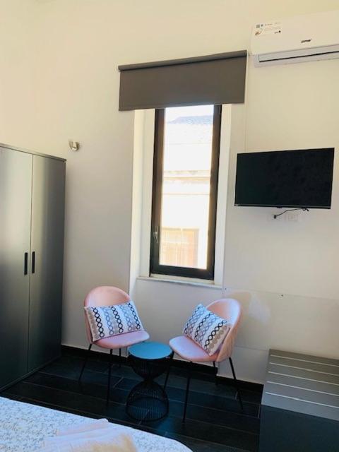 Casa Ega E La Rotonda: Bellissimi Monovani Nel Cuore Di CTA Exterior photo