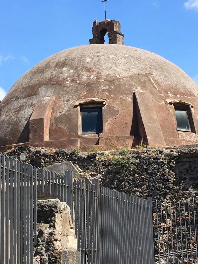 Casa Ega E La Rotonda: Bellissimi Monovani Nel Cuore Di CTA Exterior photo